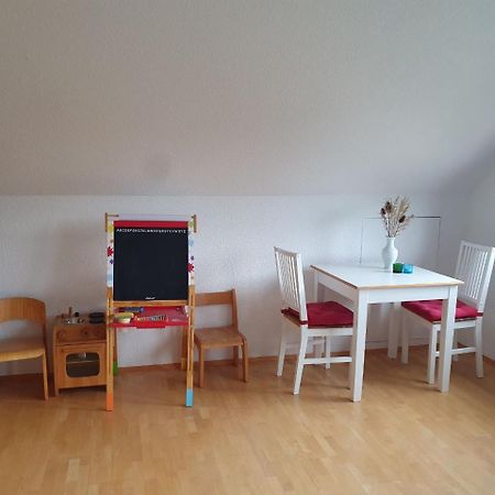 Gemuetliche Ferienwohnung Potsdam Bagian luar foto