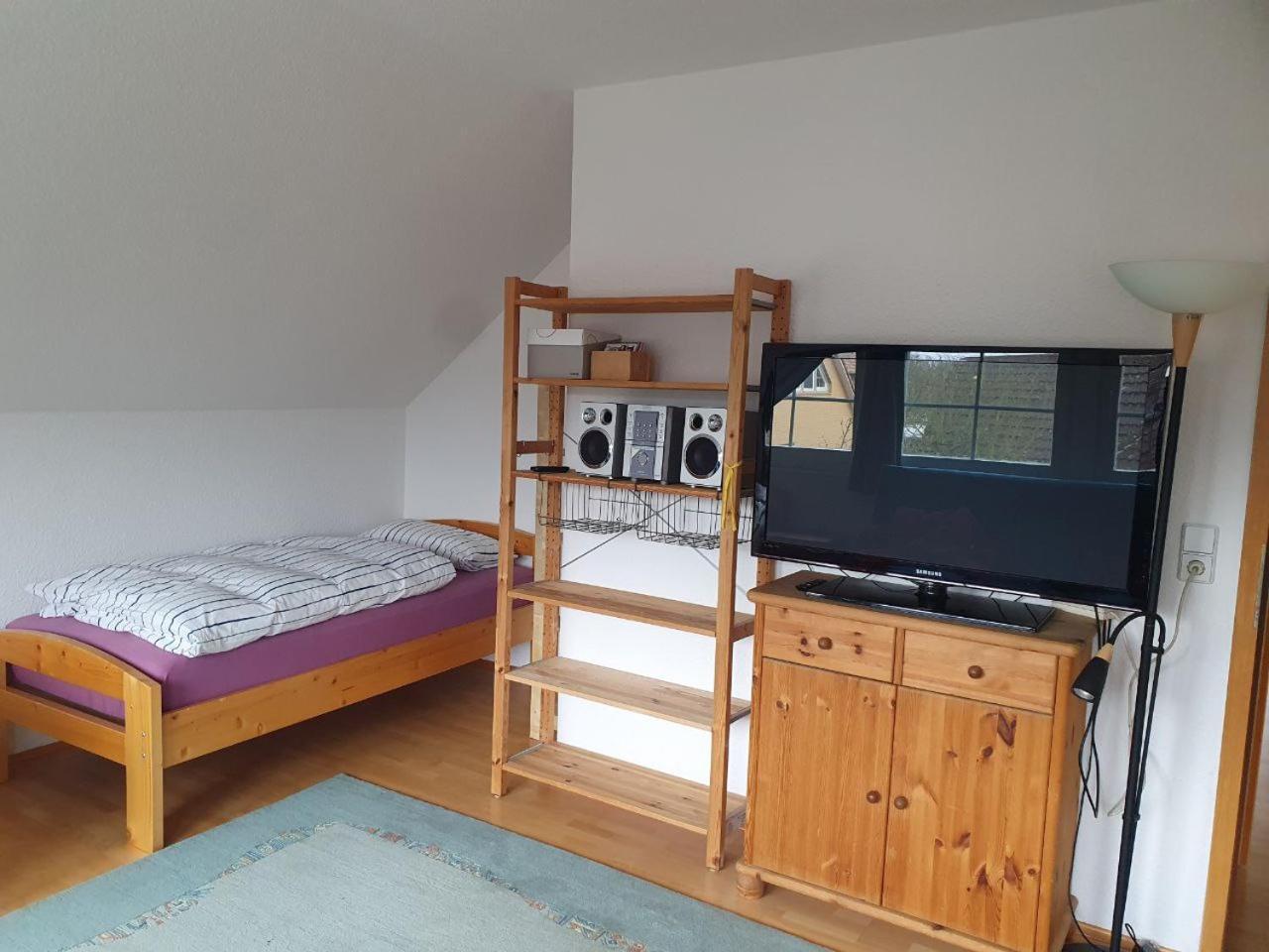 Gemuetliche Ferienwohnung Potsdam Bagian luar foto
